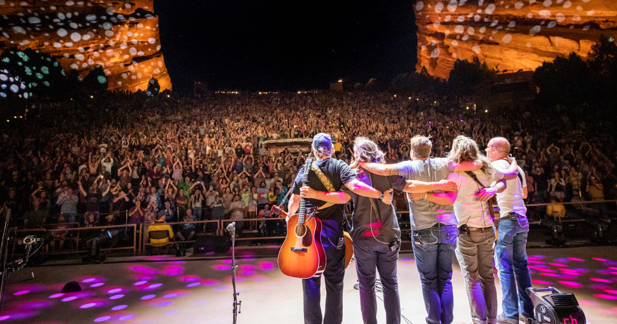 Audience at a Greensky Bluegrass concert